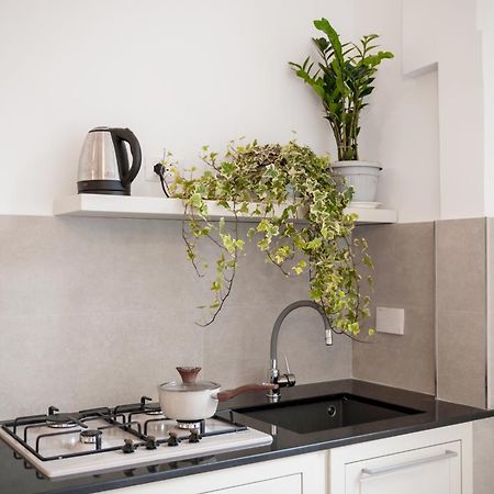 Biffi 2 - Garbatella Rooms โรม ภายนอก รูปภาพ